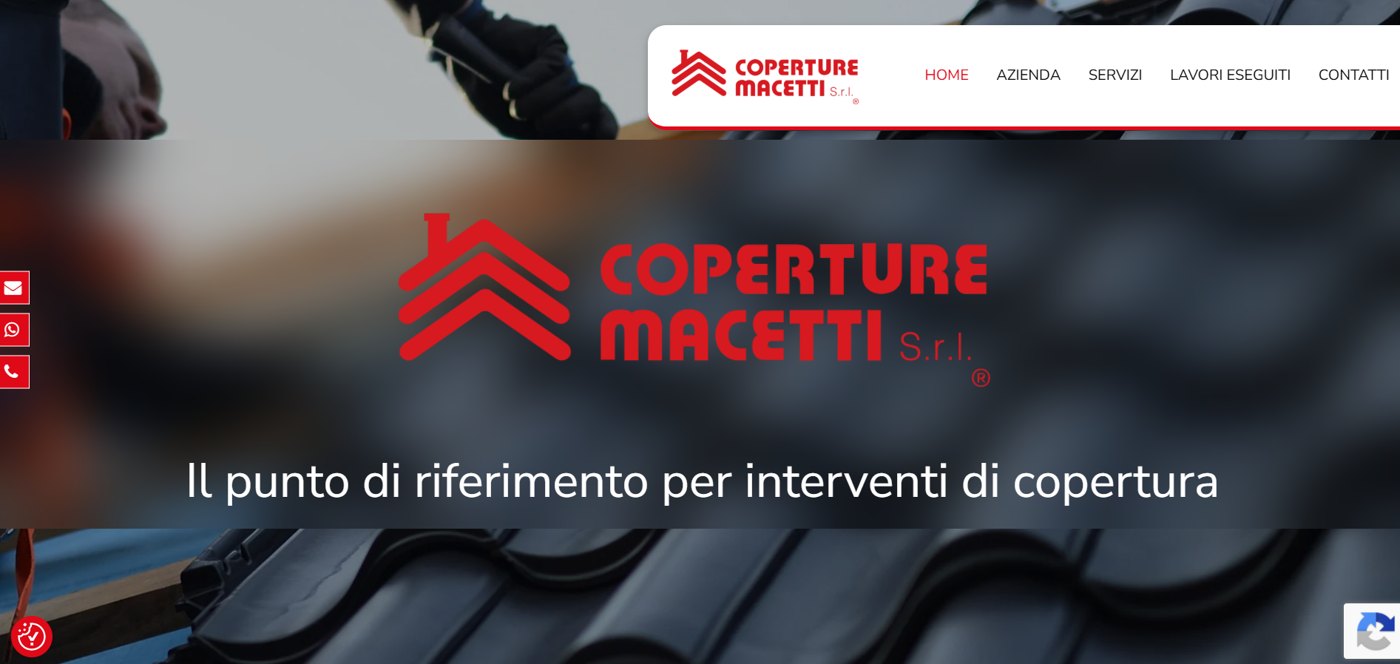La home di coperturemacetti.it: il logo rosso sopra i coppi del tetto